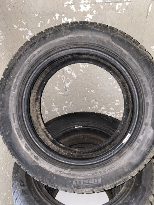 225/55R16 Pirreli