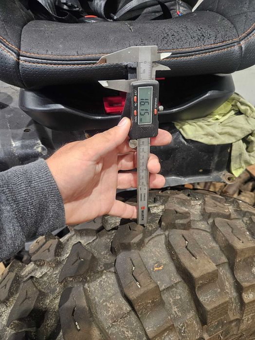 Гуми 35ци Journey Claw