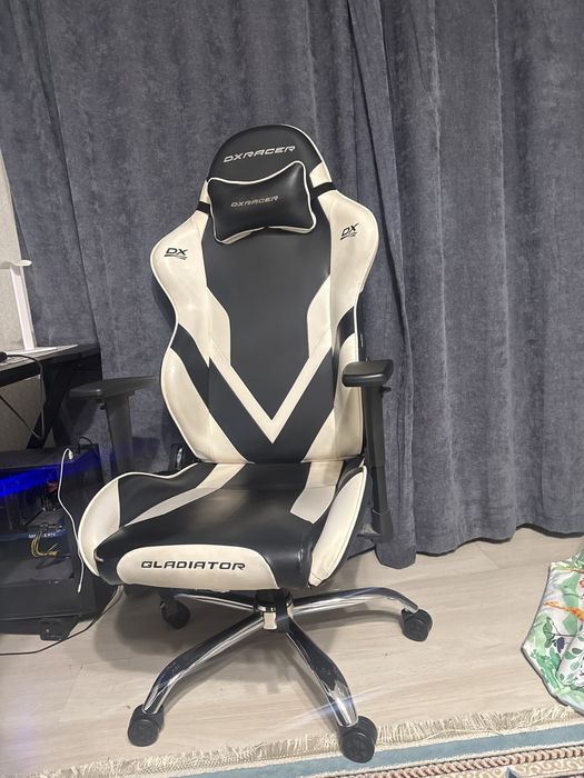 кресло dxracer срочно