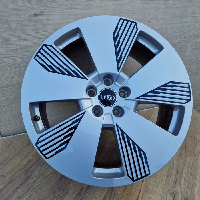 Оригинални джанти Audi E-Tron Q8