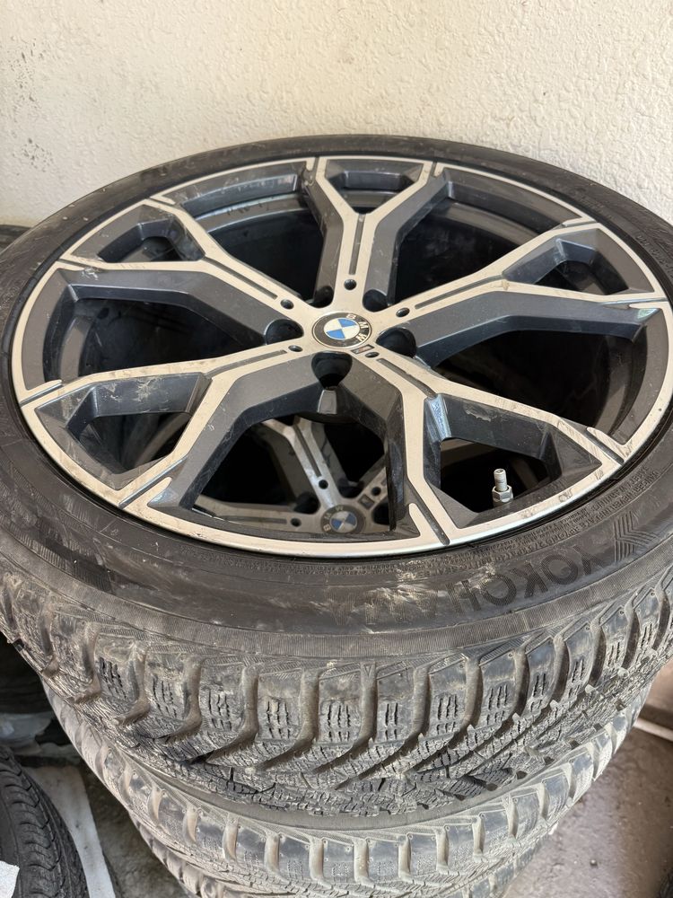 Бмв BMW.GO5 диски r21 разнаширокие оригинал.