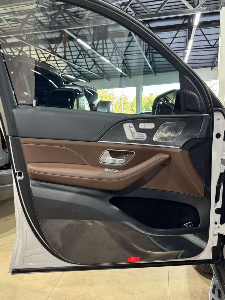 Mercedes-Benz GLE 350 (63s body kit)
