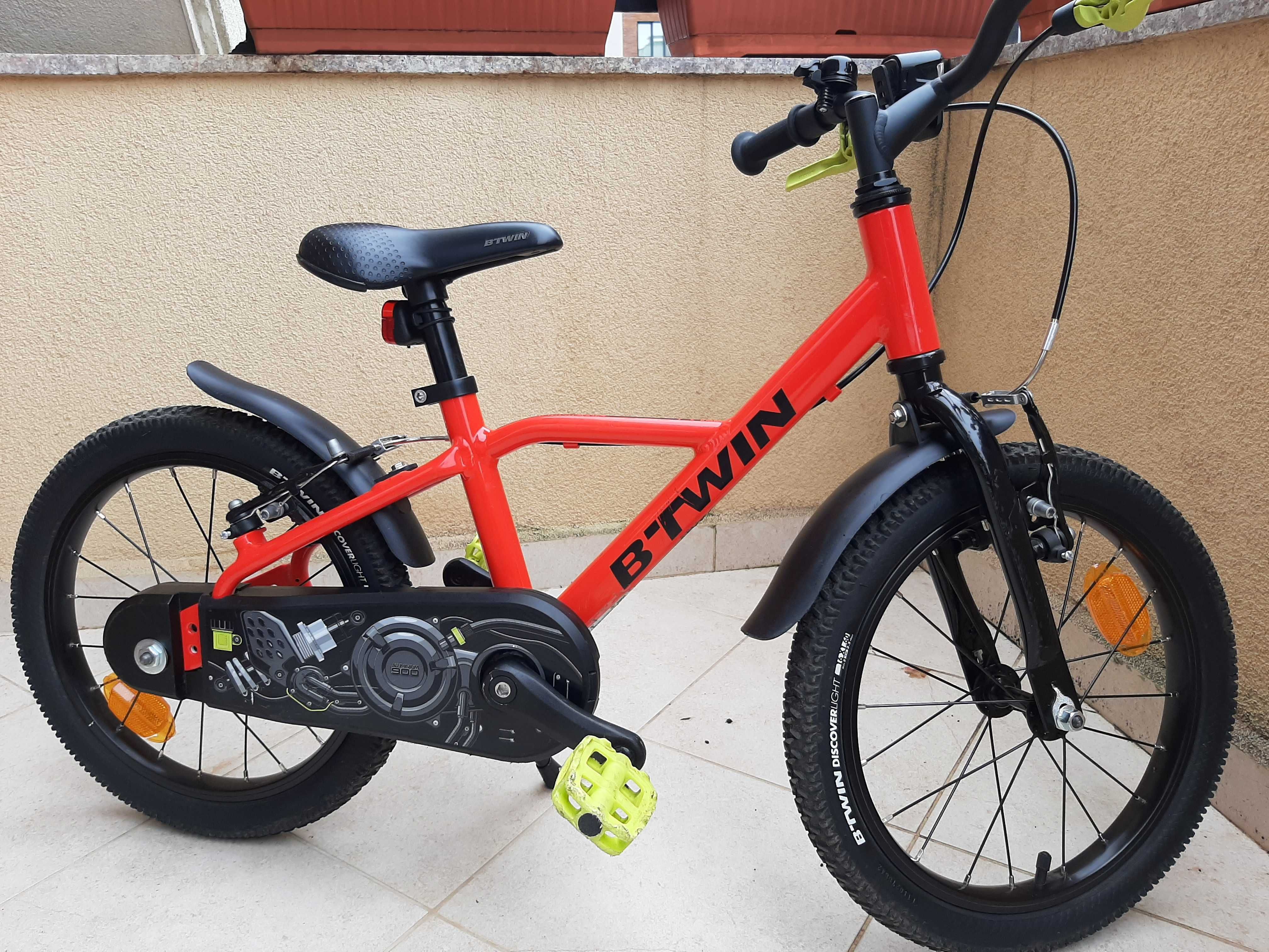 Алуминиев велосипед 900 Racing, 16 инча, за деца на 4 – 6 г., червен