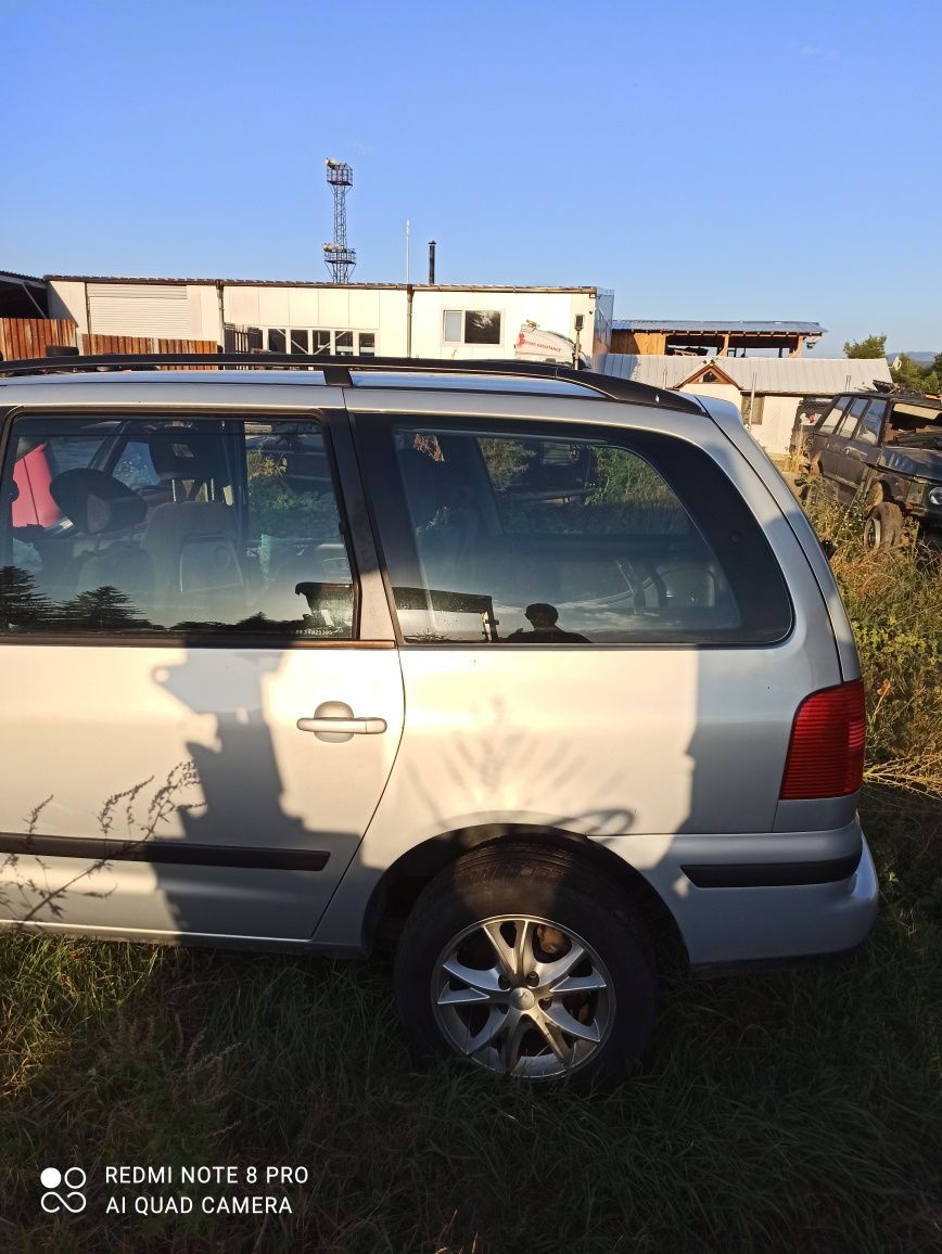 VW sharan 2003 на части