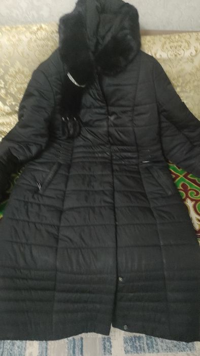 Отдам даром женские вещи