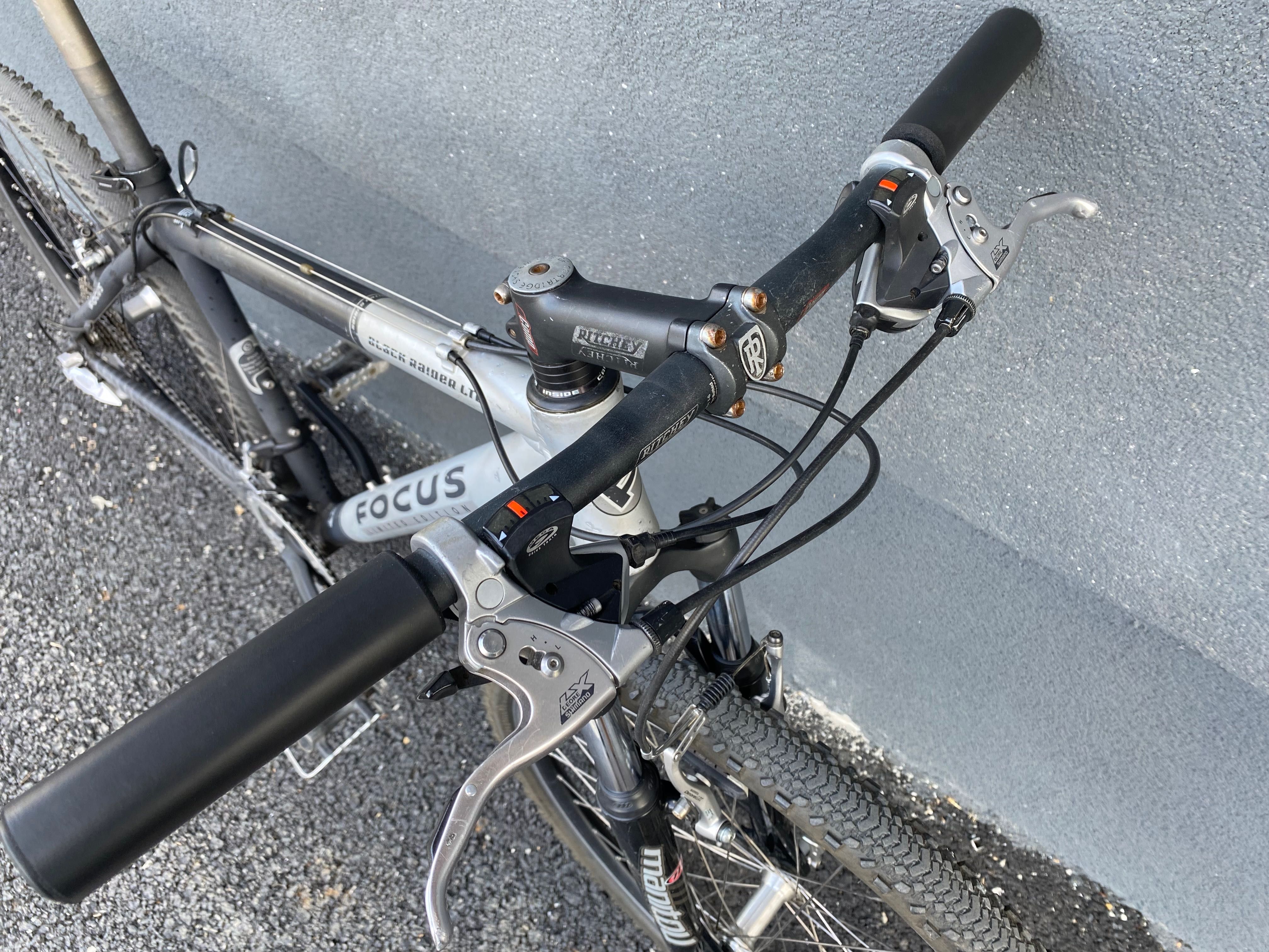 Bicicleta MTB 26" Focus LTD