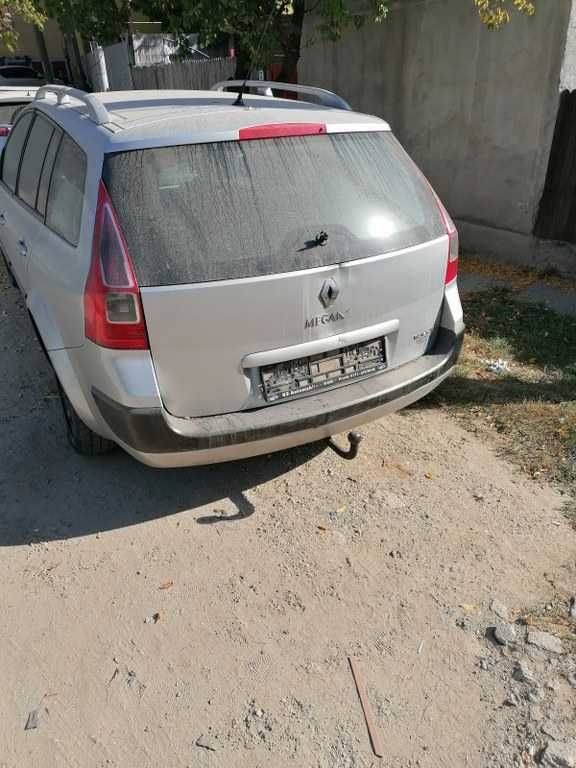 dezmembrez renault megane 2 1.9 dci 2006,combi volan pe stanga