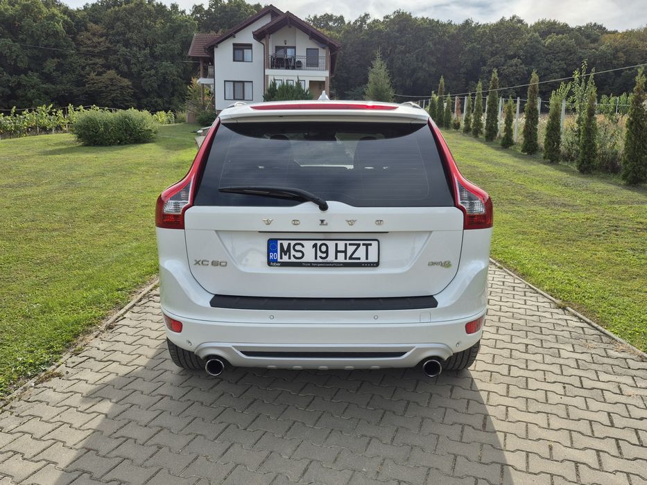 Volvo XC 60 R-Design 2.0 Drive 2011