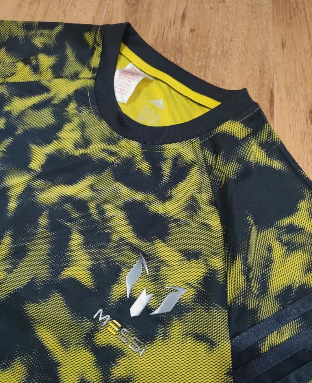 Tricou Adidas Messi mărimea 15-16 ani sau S