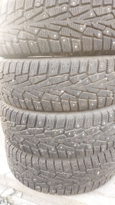 Продам комплект шины на R15
