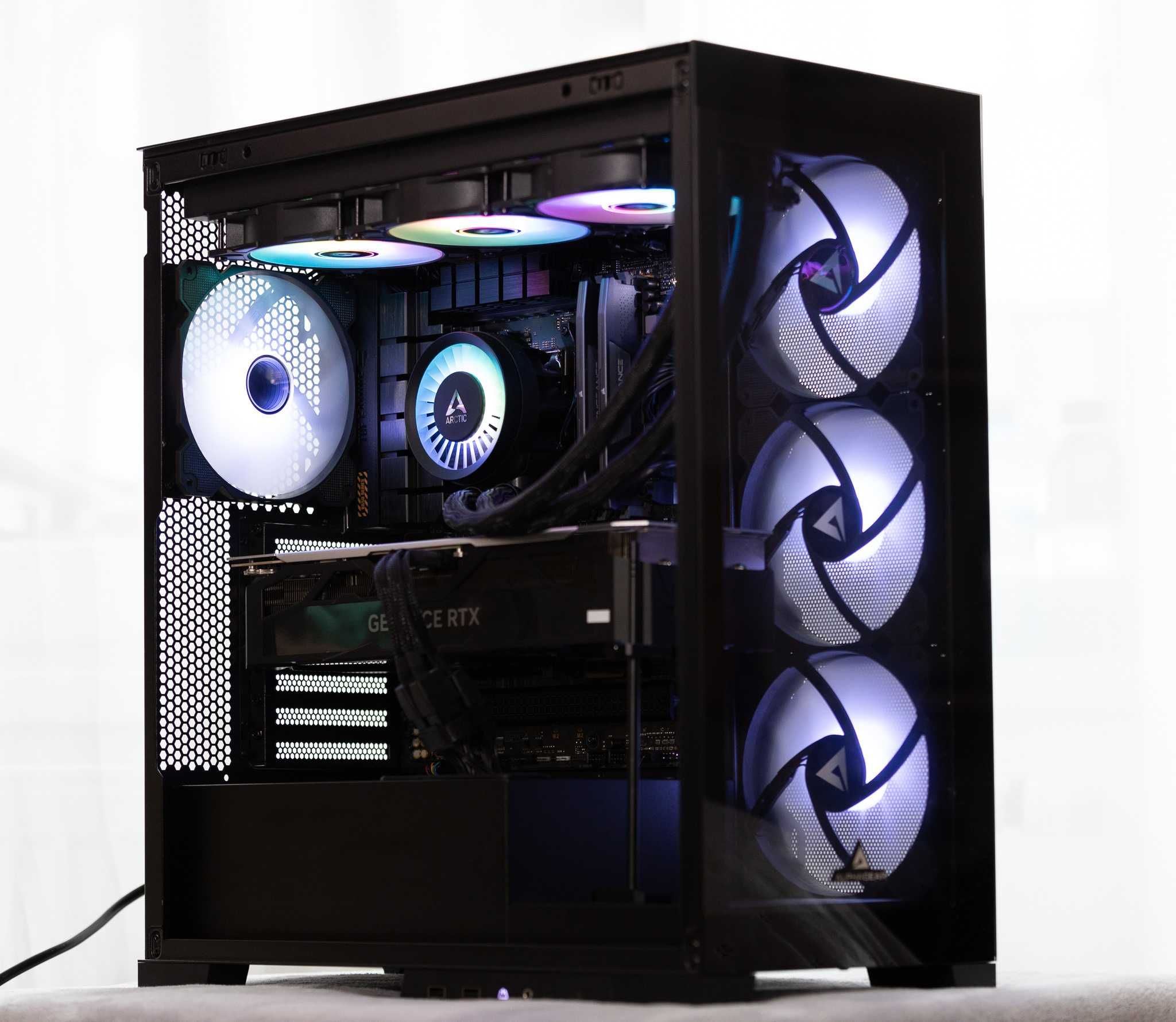 Custom Gaming PC Ryzen 7 7800X3D RTX 4080 SUPER m.2 SSD 1 TB 32GB DDR5
