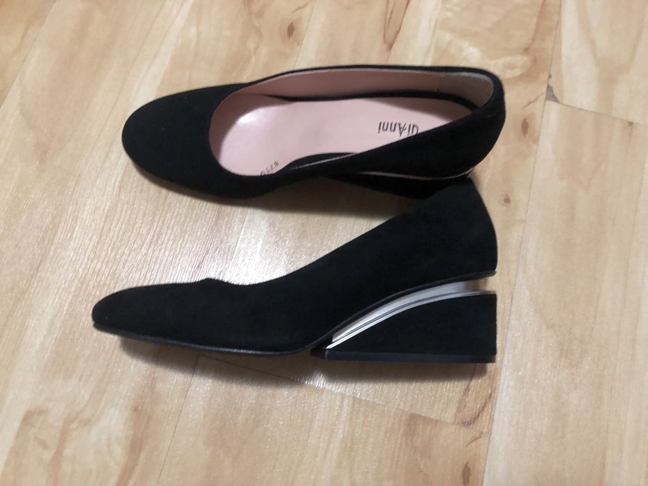 обувки Gianni 38