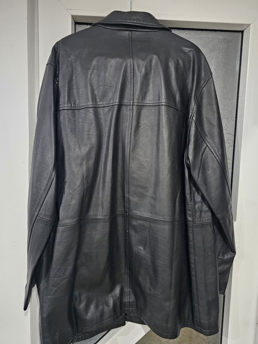 Scurtă piele Karl Dahintern