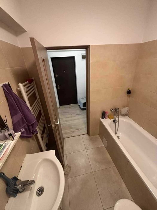 vind ap,2 camere la parter 44mp,terasa 35mp+parcare,sau cota parte 80%