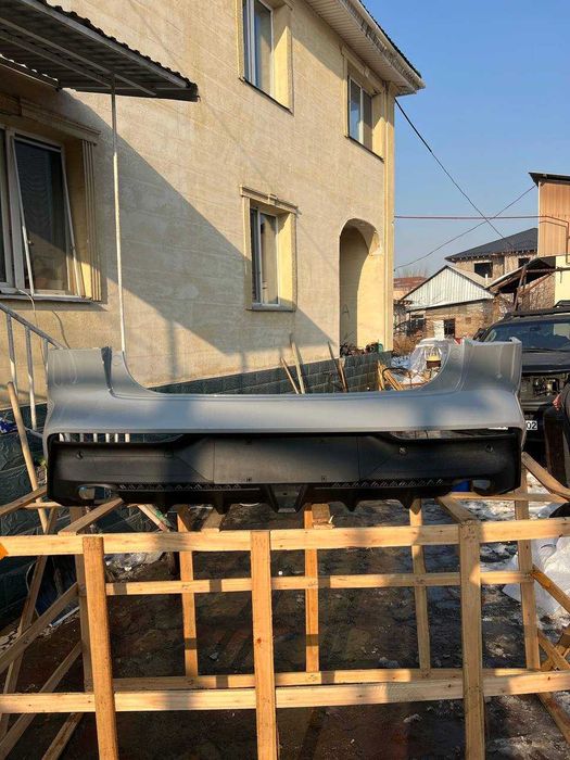 Задний бампер в сборе ОРИГИНАЛ