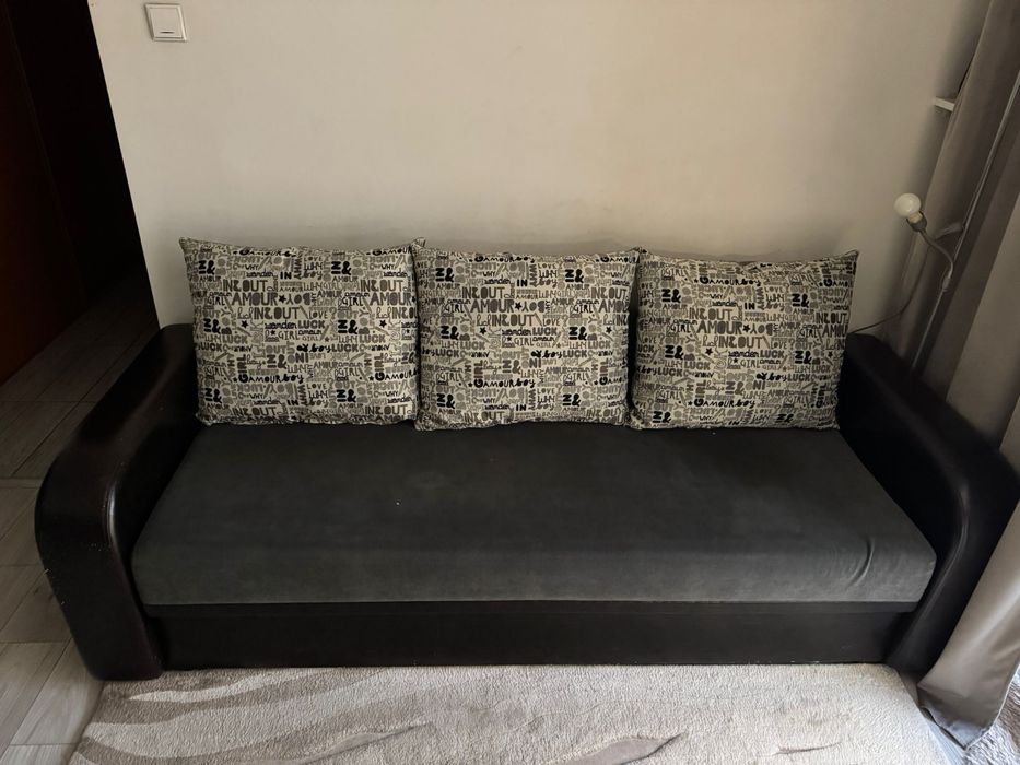 Mobila living in conditii bune