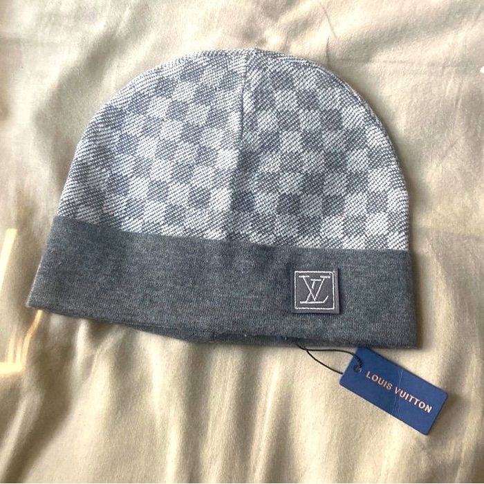 Шапка бини louis vuitton луи вуитон