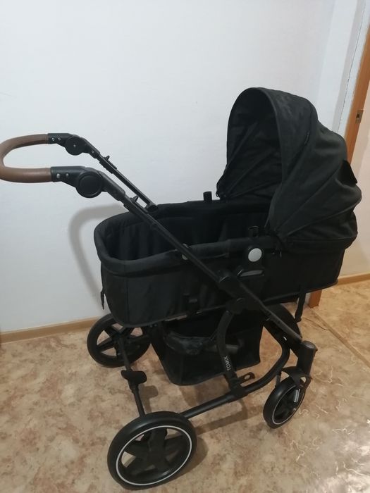 Продаю детскую коляску
