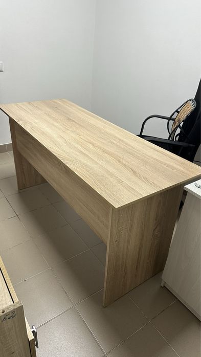 Продаю офисные столы дешево