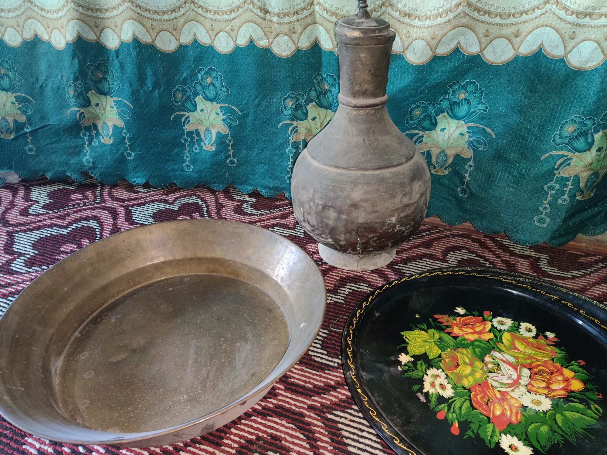 Antik kolleksiya Qadimiy buyumlar sotiladi