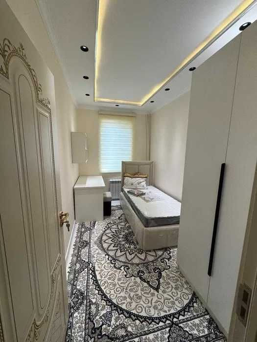 3/3/9 xonali kvartira Mirabad  Kosmonavtlar metrosi, ЦУМ 308*