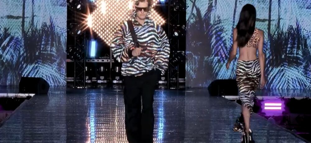 Суичър Just Cavalli