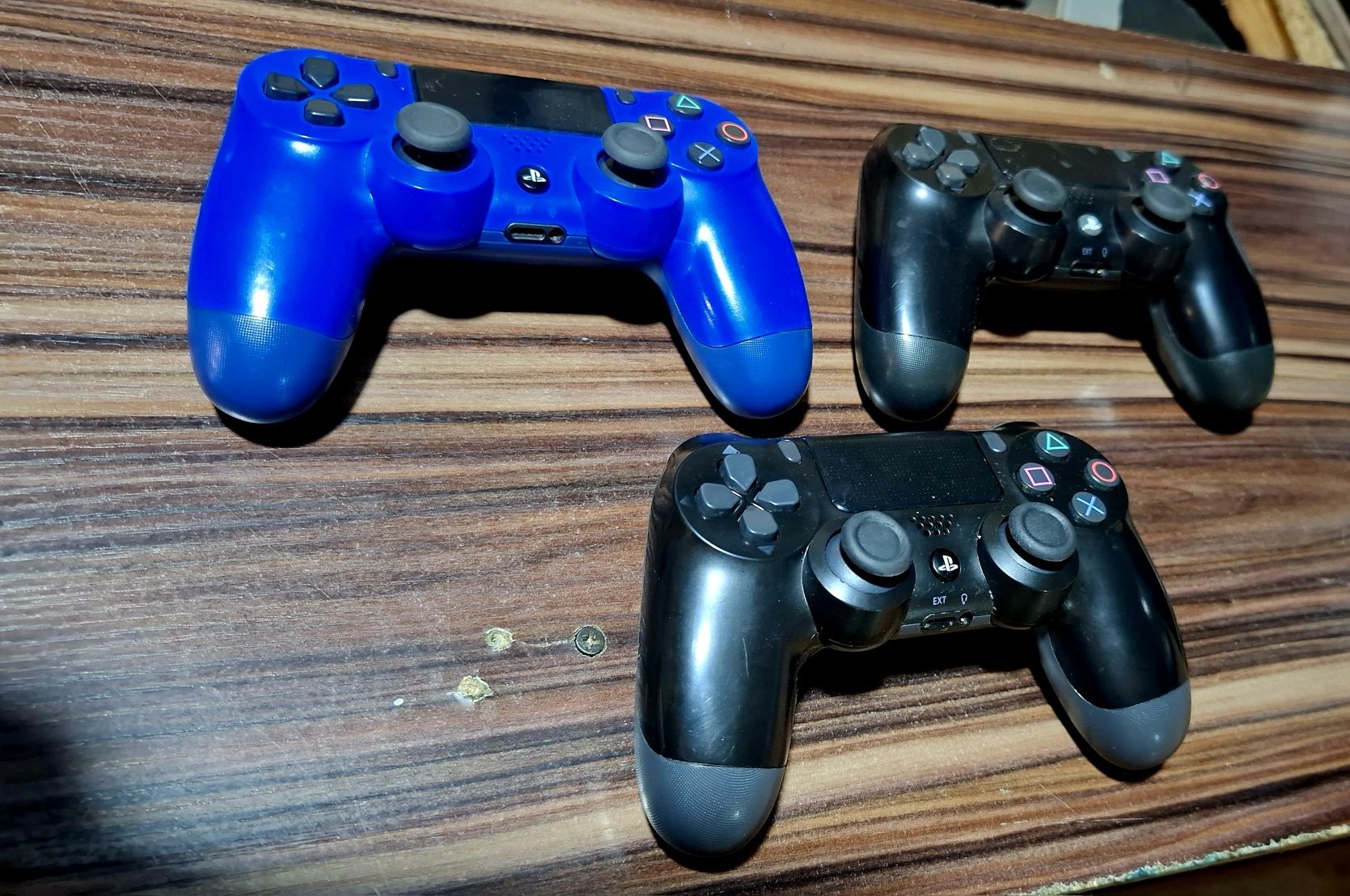 Ps4 slim 1 tb 3 josik