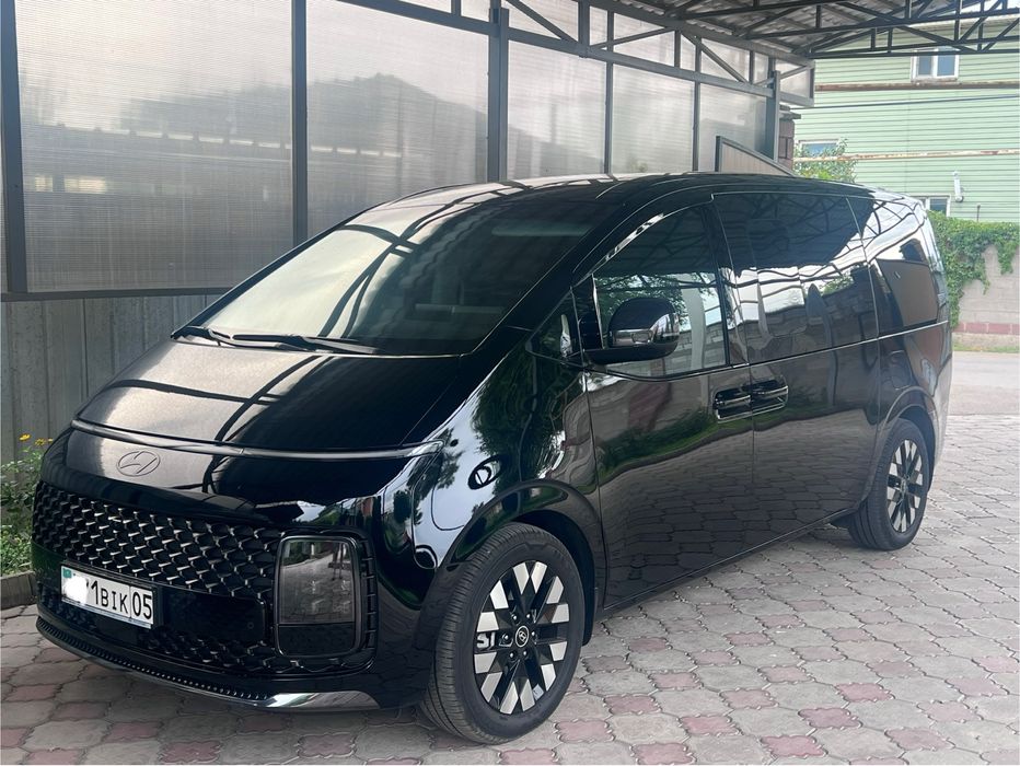 Аренда с водителем а/м Хенда-Стария 2025 год