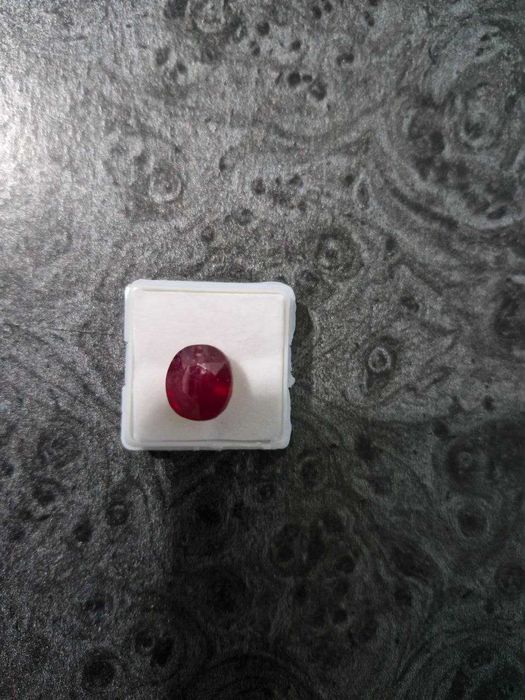 натуралний рубин 9.95ct