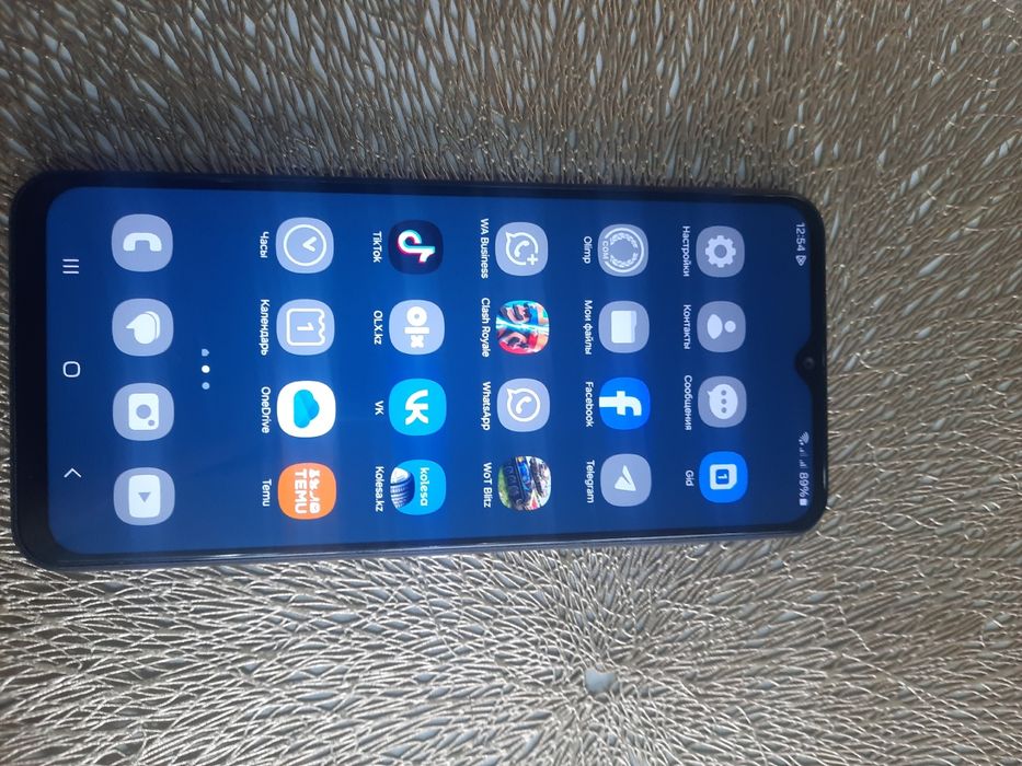 Samsung A13 64 gb