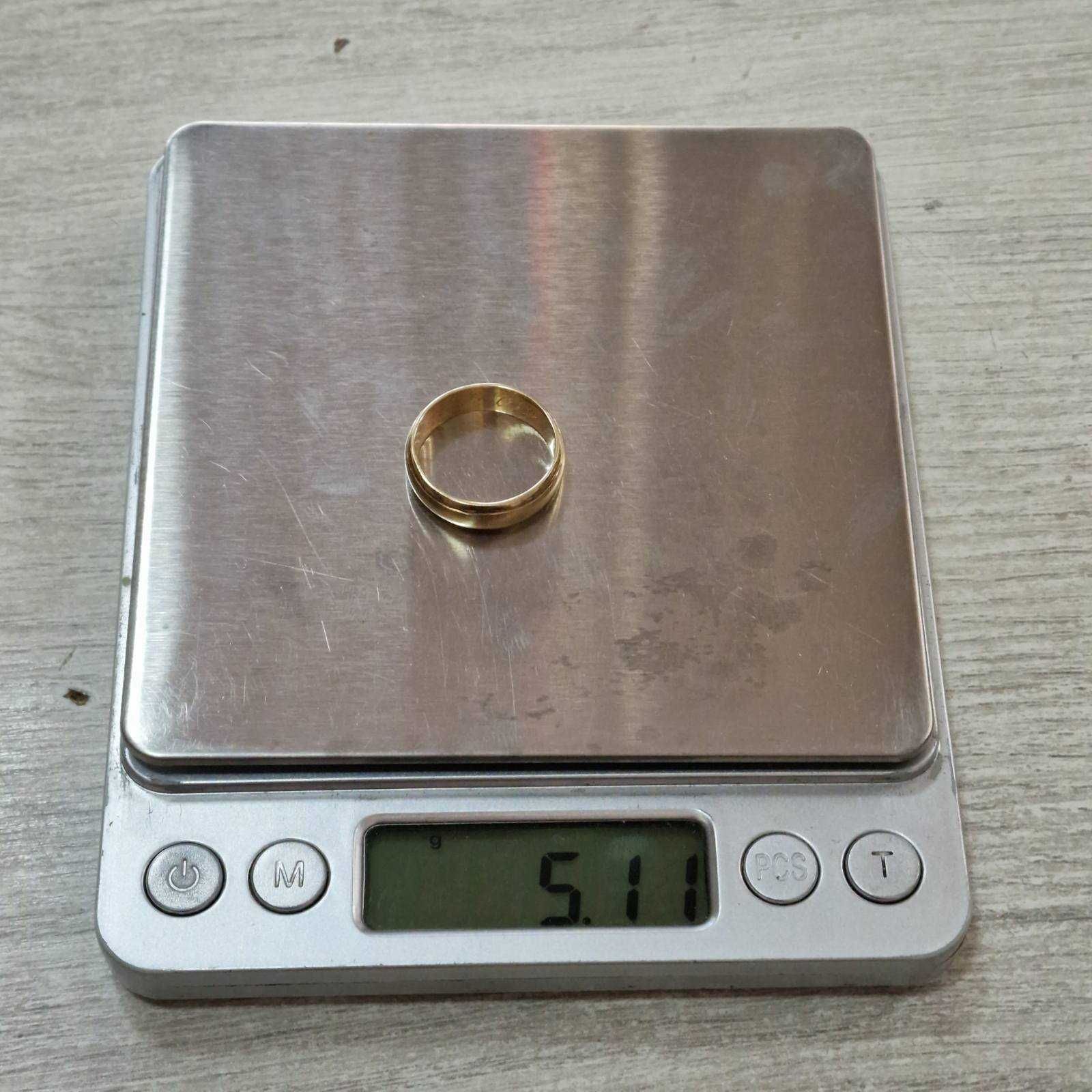 Златна халка 14К (585) / 5.11 гр.