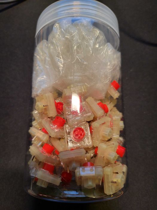 Cherry MX Red Switches 70 броя (нови)