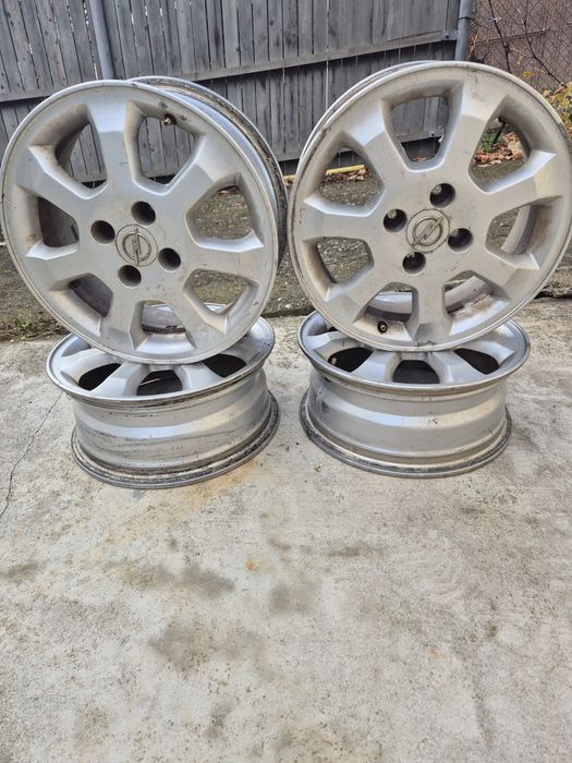 De vanzare genti de aliaj