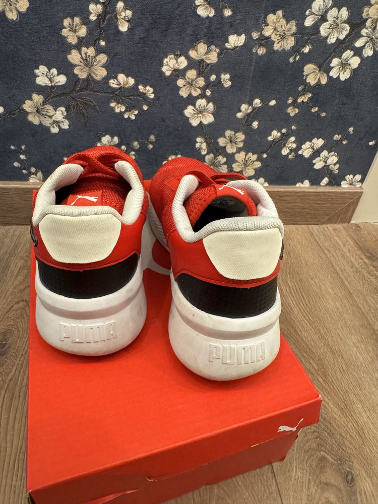 Маратонки Puma Ferrari