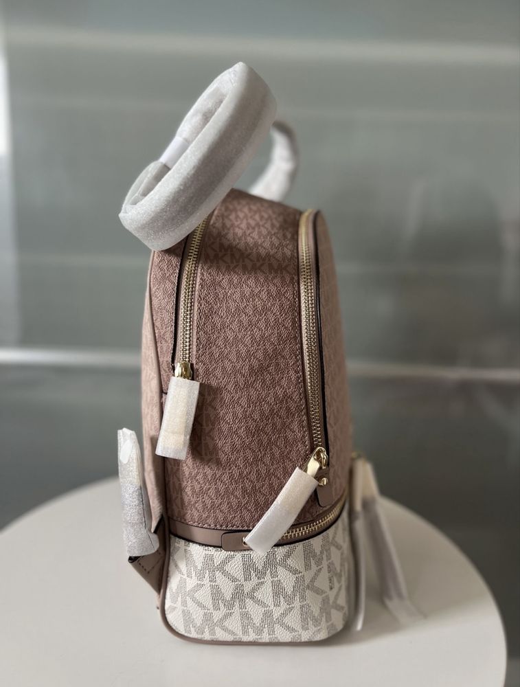 Rucsac/ghiozdan NOU Michael Kors Rhea mediu