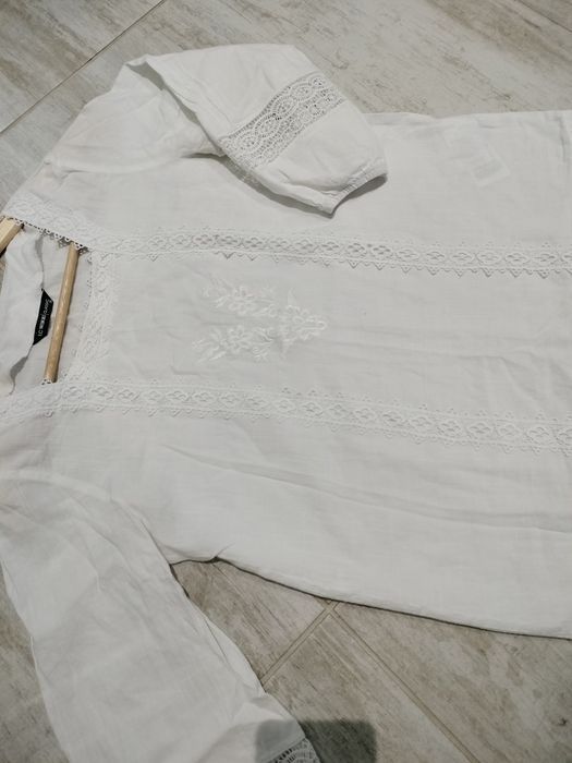 De vânzare cămașă albă mărimea 36