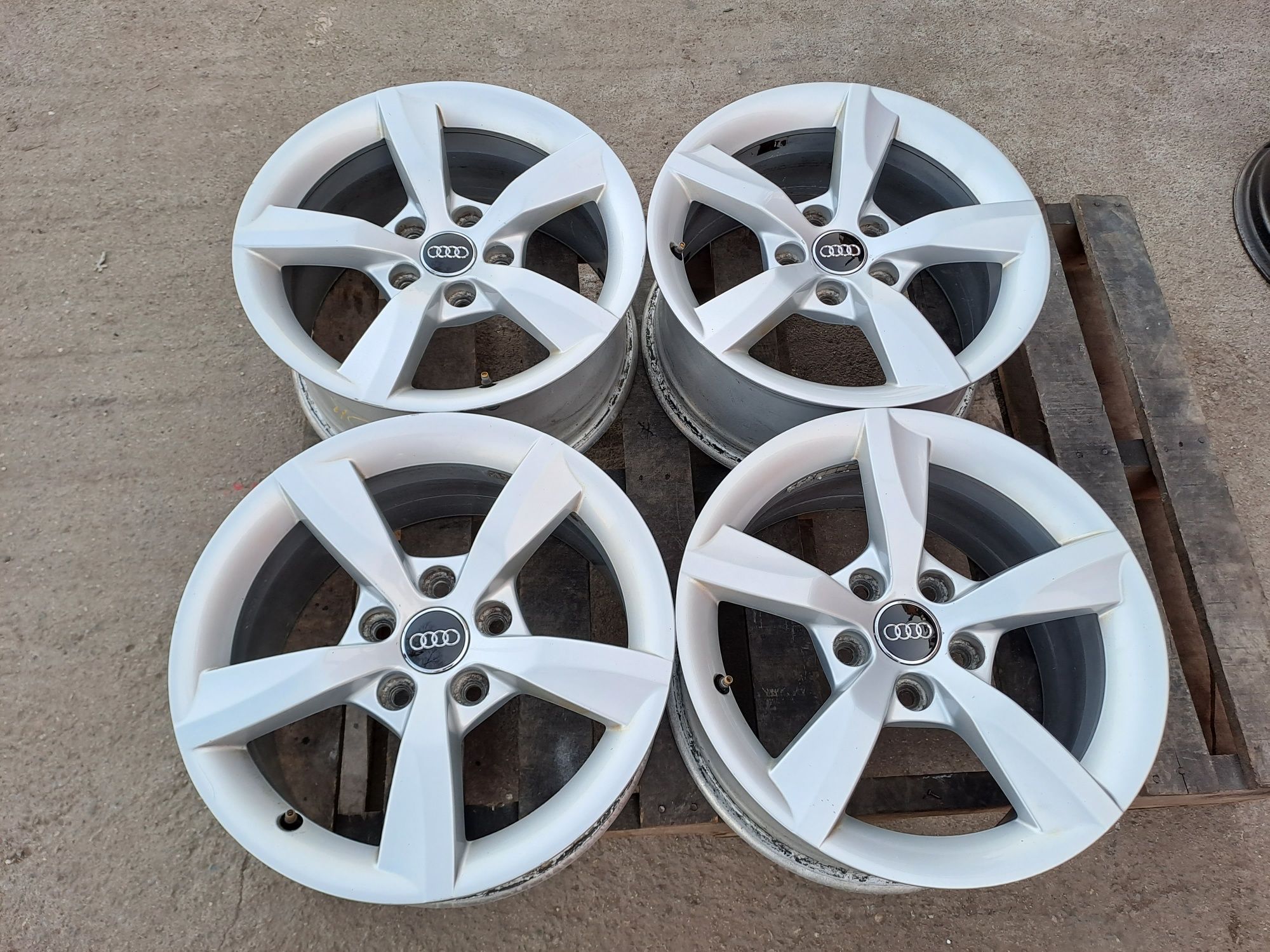 16" 5X112mm Audi, 5х112мм Ауди 66.6мм