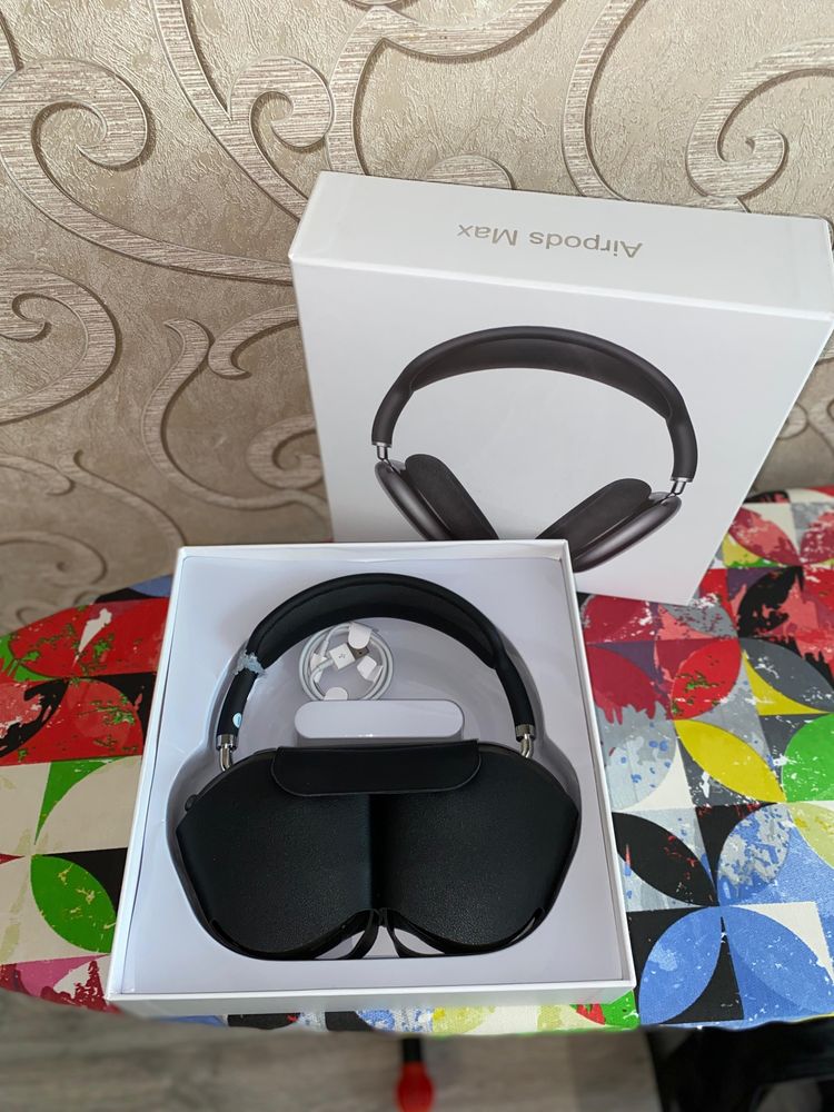 Apple AirPods Max