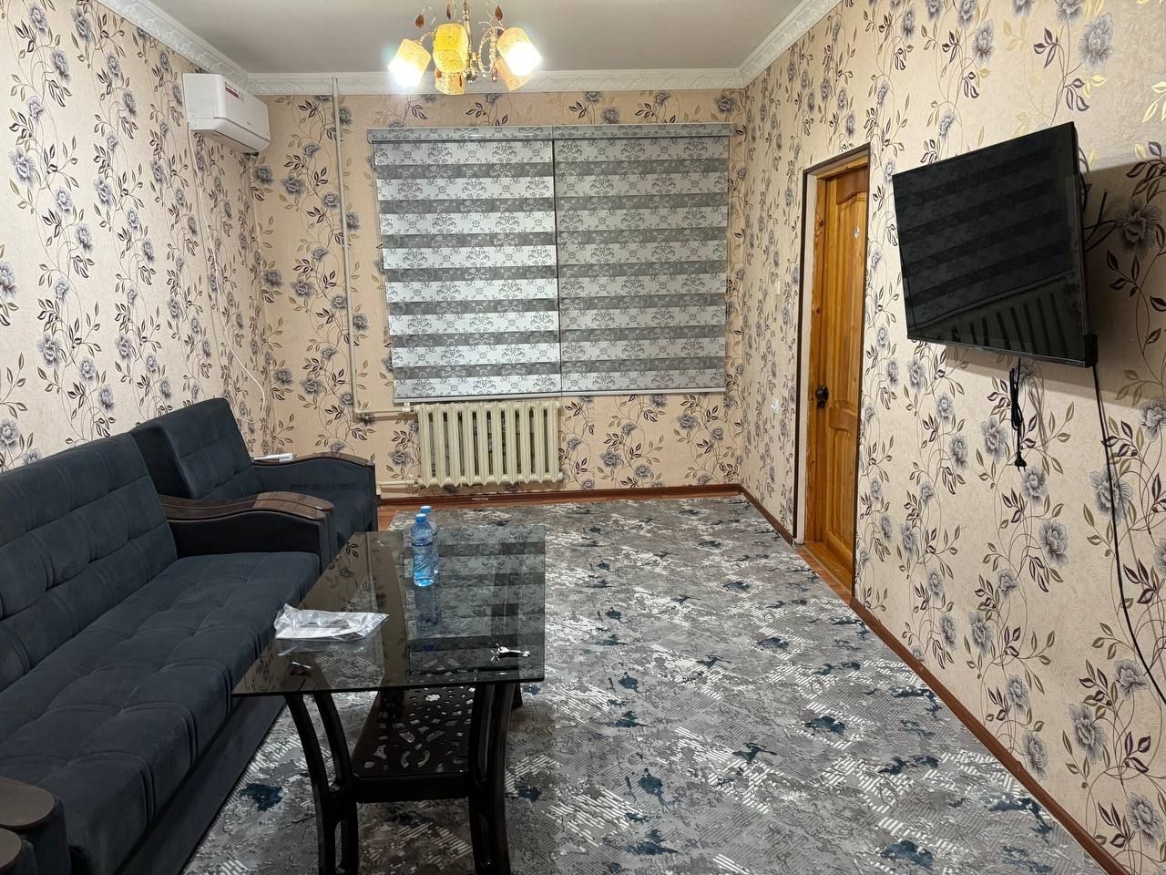 Мужчинам сдается квартира Юнусабад метро туркистон 2/2/4 цена 400$
