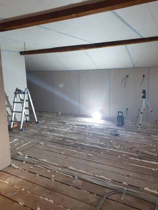 Zugraveli, finisaje , amenajari interioare .