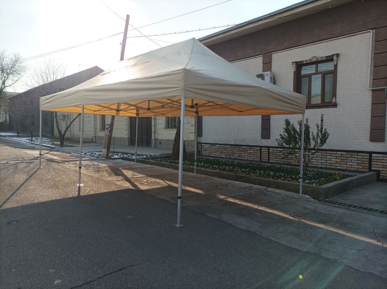 24/7 Naves razmeri 4 ga 10 metr 4ga 8 zontik borstol stul prokat qozon