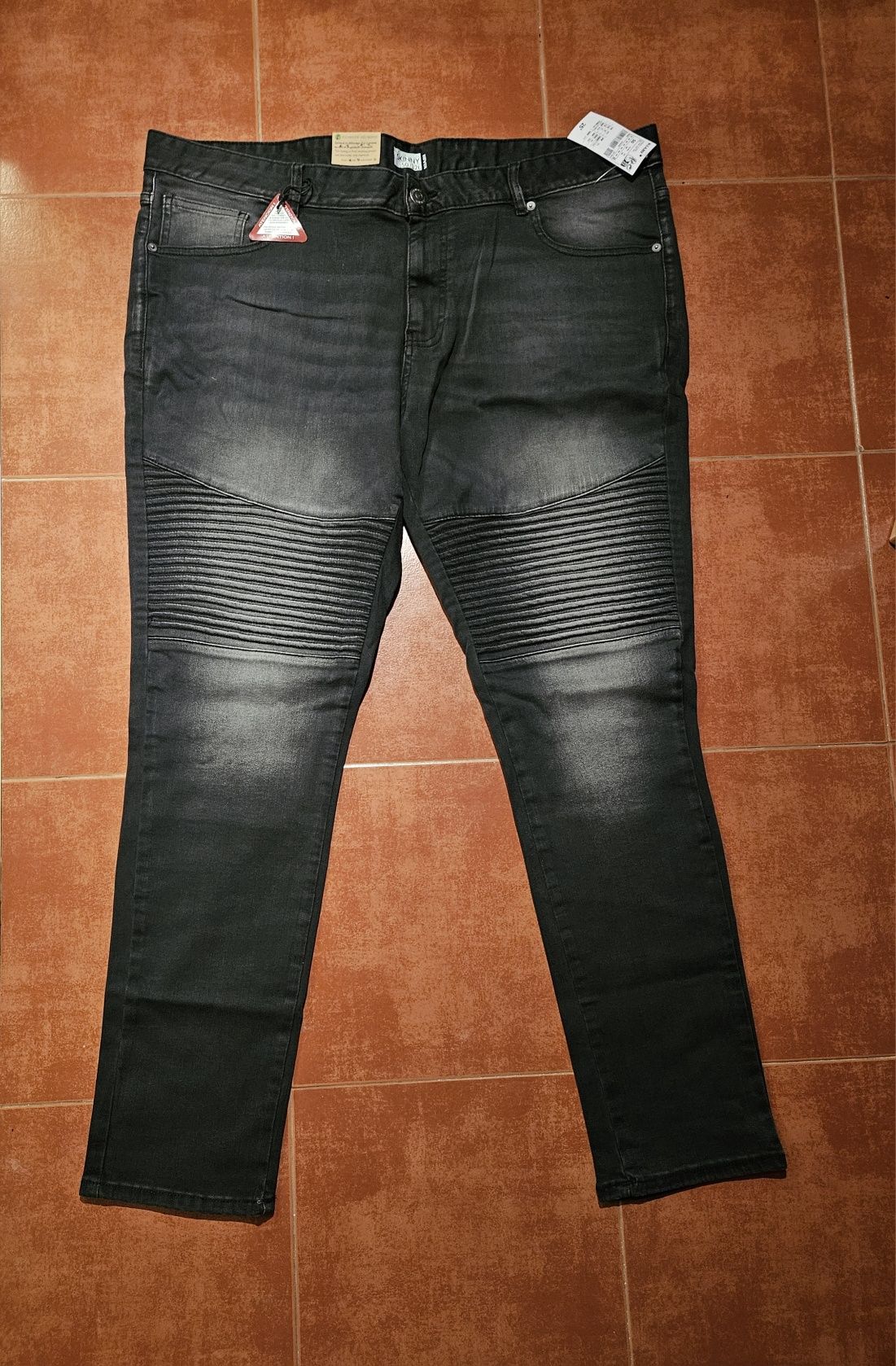 Blugi Kiabi Skinny 50/32L