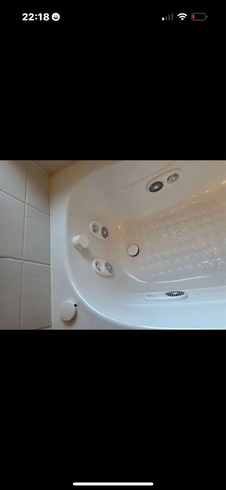 Vana de baie jacuzzi si ultra  sunete