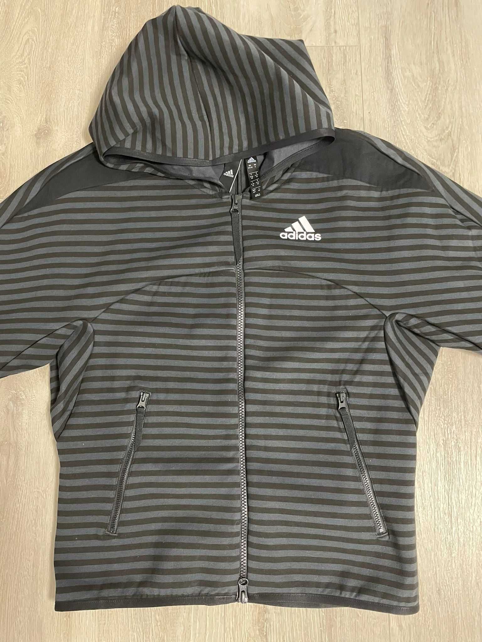 Hoodie hanorac adidas ZNE dama marimea S