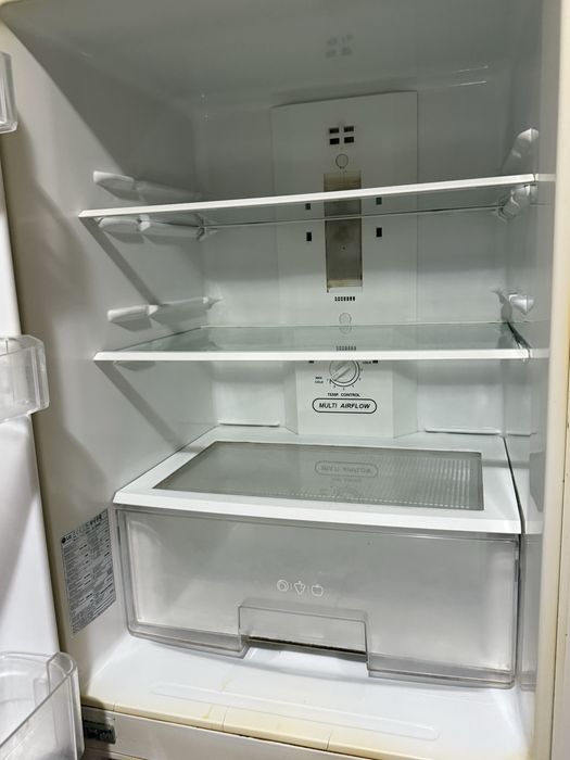 Продается холодильник LG Б/у