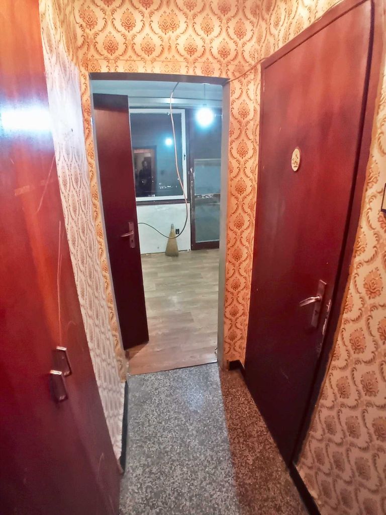 Продава се Тристаен апартамент в София, Света Троица - 100 кв.м за 2350 €/кв.м - Снимка #7