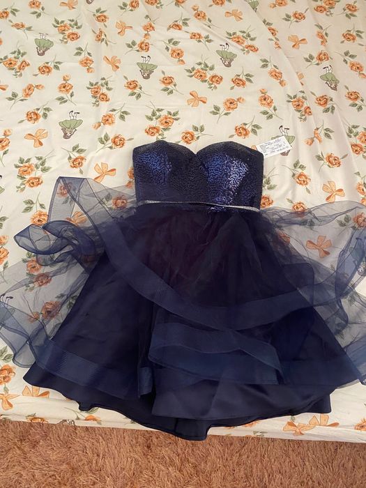 Чисто нови дрехи