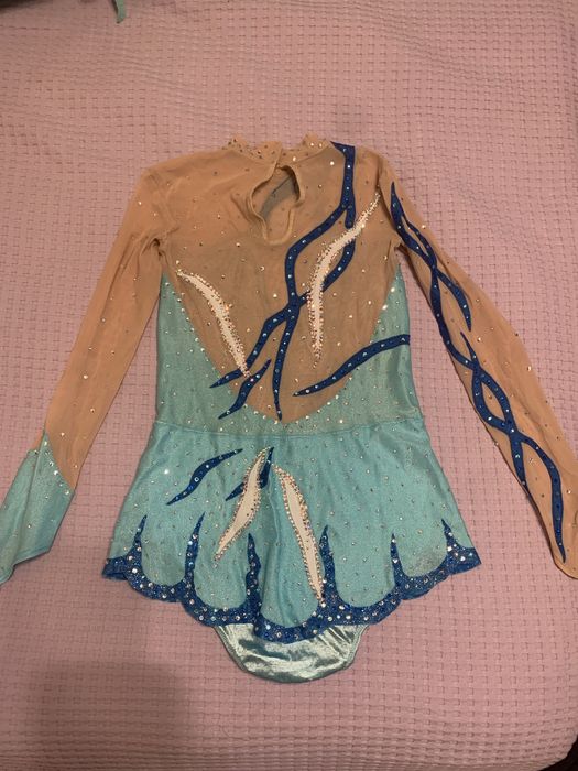 Трико за художествена гимнастика