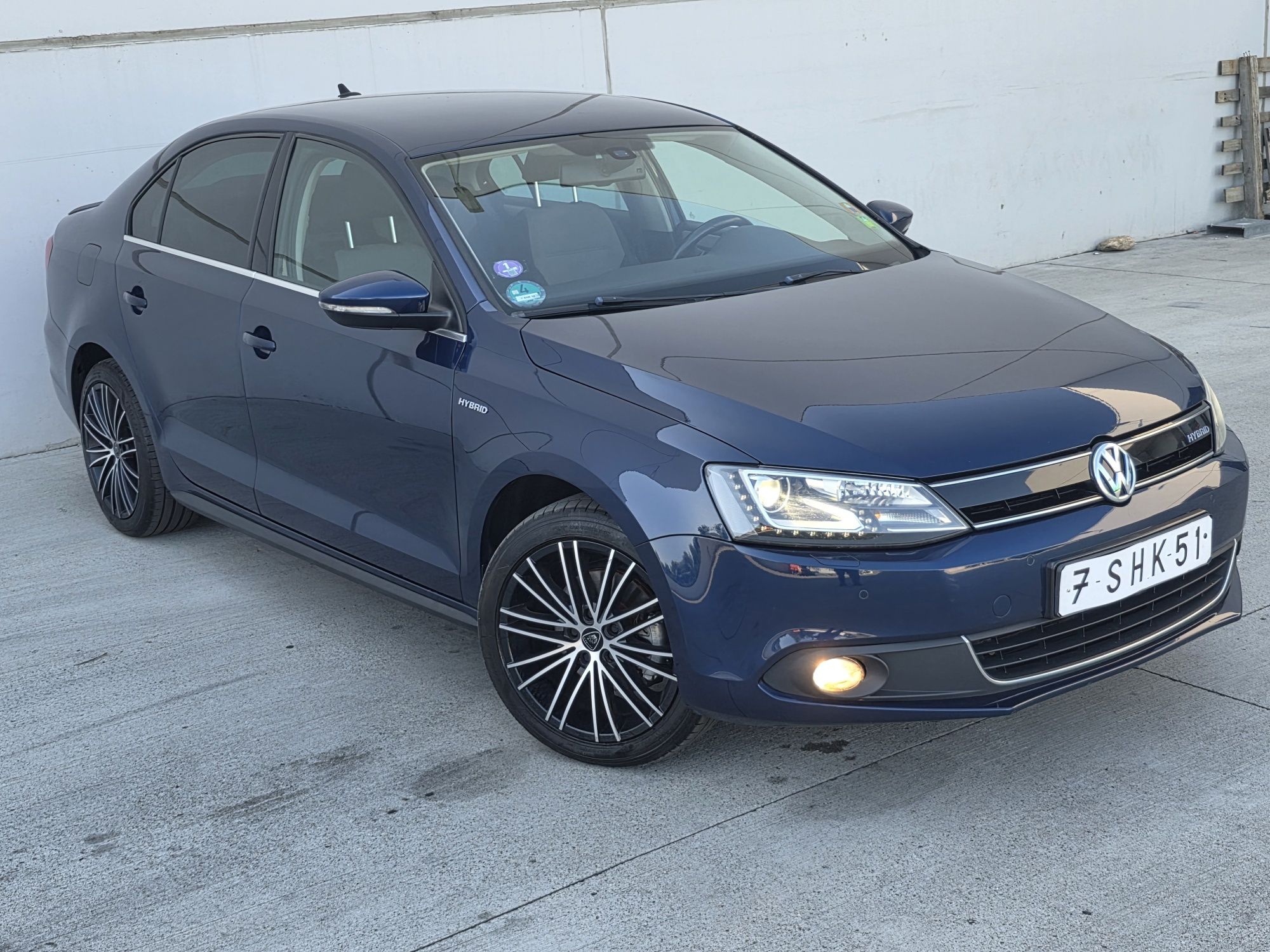 Volkswagen Jetta Hybrid automat xenon led Navigație Import Olanda