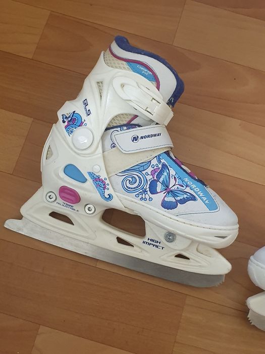 СРОЧНО !!отдам коньки